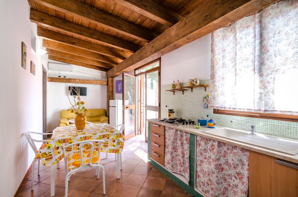 Villa Aurelia Castellammare del Golfo Eksteriør billede